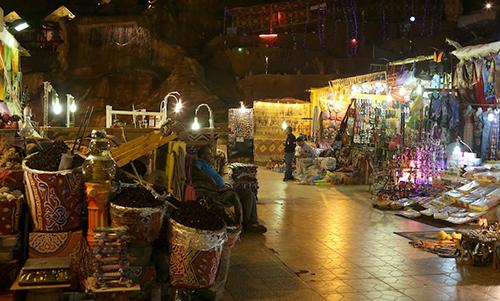 Sharm nightspots deserted as tourists vanish