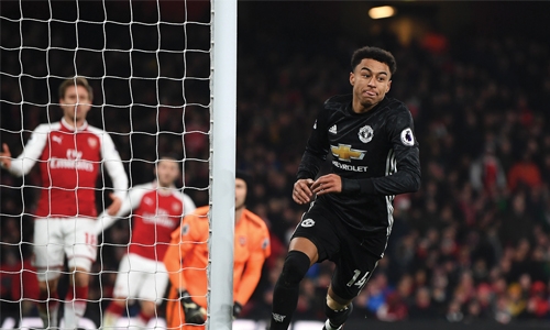 Manchester United win Arsenal thriller