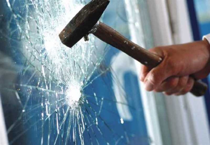 Demons walk free after ‘forcing woman to commit burglary’!