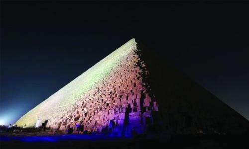 Egypt pyramids scan finds mystery heat spots Egypt pyramids scan finds mystery heat spots