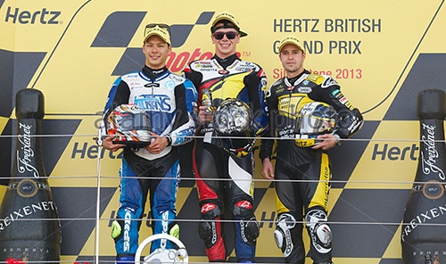 Switzerland’s Thomas Luthi wins Qatar Moto2 race Switzerland’s Thomas Luthi wins Qatar Moto2 race