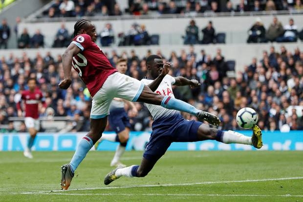 Tired Spurs stunned by Hammers