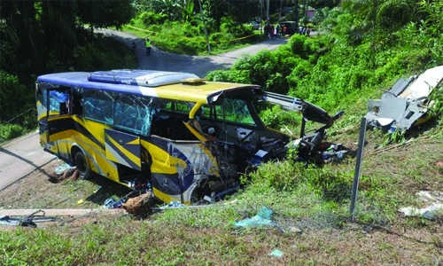 12 dead, dozens injured in Senegal road crash