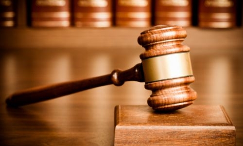 Car mechanic escapes knife-wielding client, jumps from balcony; Court awards 3 years