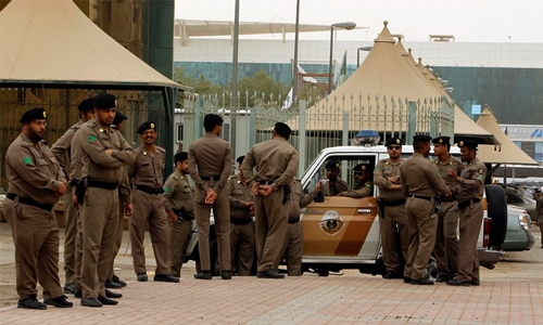 Iran spies in Saudi Arabia include professor, student