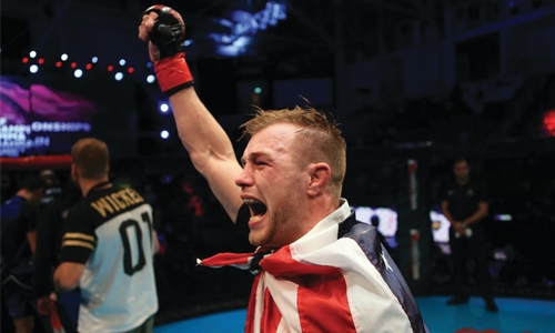 Bennett signs with Brave CF Bennett signs with Brave CF