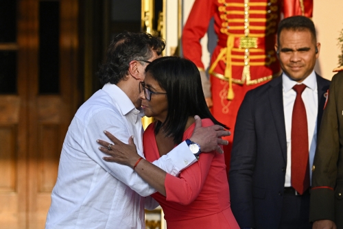 Venezuela, Colombia pledge military cooperation on first post-Maduro visit