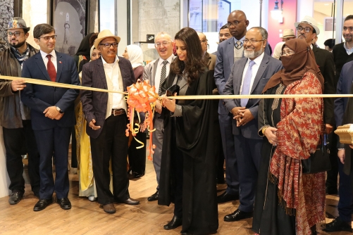 Jahangir Hossain holds solo art exhibition at Mall of Dilmunia