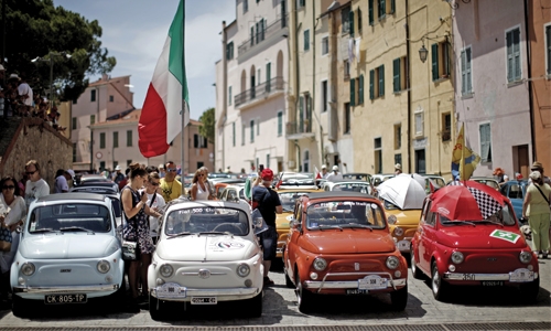 Fiat 500s mass for 60th birthday