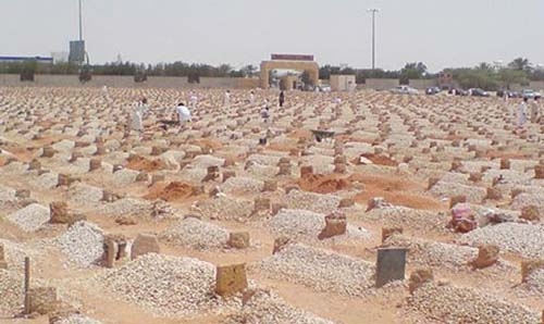 Cemeteries raided for 'treasures'