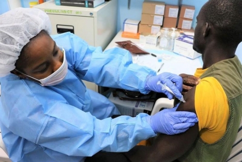 WHO Weighs Experimental Vaccines Amid Rising DRC Ebola Cases