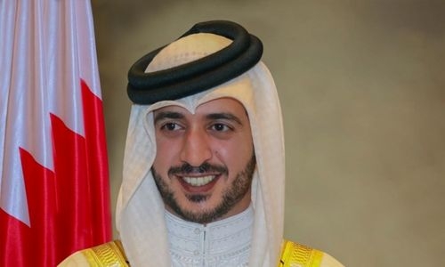 HH Shaikh Khalid honoured with Positive Impact Award in MMA HH Shaikh Khalid honoured with Positive Impact Award in MMA