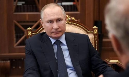 Putin fires back at G7 leaders, says they would look 'disgusting' shirtless Putin fires back at G7 leaders, says they would look 'disgusting' shirtless