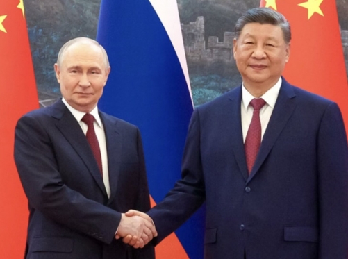Putin meets Xi as Trump delays Iran strike amid rising Gulf tensions Putin meets Xi as Trump delays Iran strike amid rising Gulf tensions