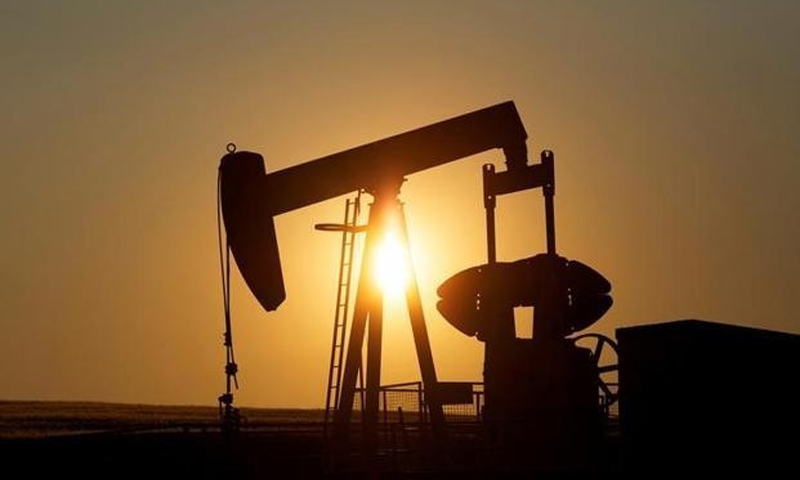 OPEC, non-OPEC meet on output hike sharing