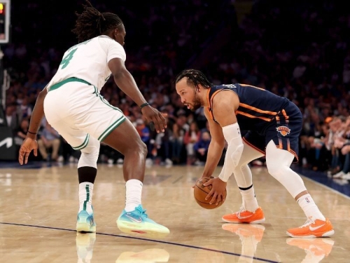 Brilliant Brunson and Knicks leave Celtics on brink