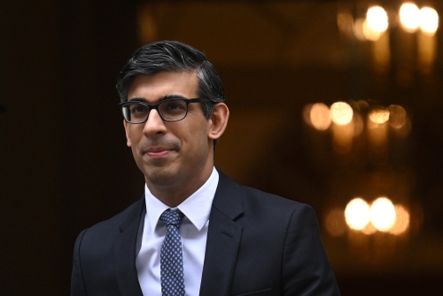 Britain to present new legislation to curb migrant boat arrivals