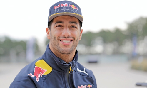 Ricciardo sets timeline for Red Bull talks