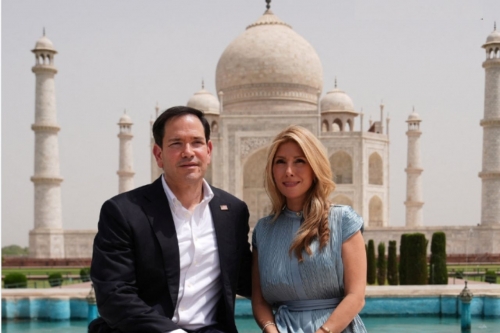 Taj Mahal, Village People and elephants