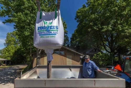 US farmers strained as fertilizer costs surge on war US farmers strained as fertilizer costs surge on war