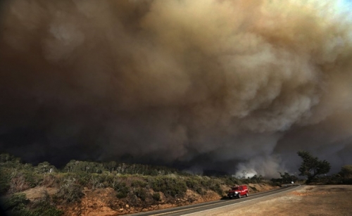 Northern California wildfires threatening thousands of homes