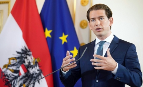 Austria's Kurz seeks stronger EU borders, spurns refugee distribution
