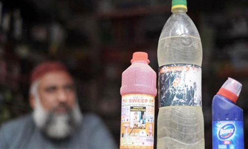 Pakistani woman 'throws acid on boyfriend for refusing marriage'