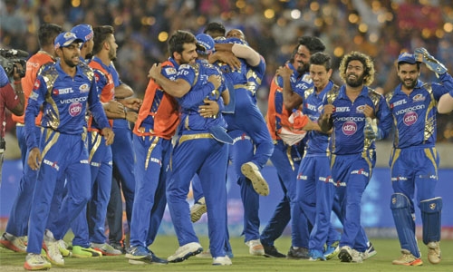 Mumbai beat Pune in tense IPL final Mumbai beat Pune in tense IPL final