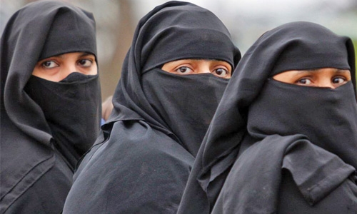 Saudi allows women to enter stadium