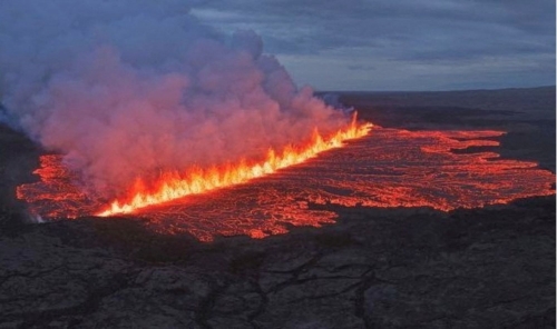 Iceland Engulfed by Volcanic Cloud Iceland Engulfed by Volcanic Cloud