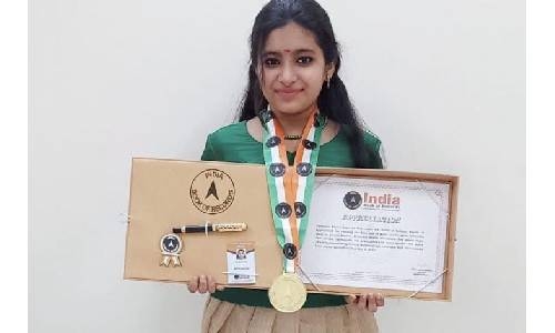 ISB student enters ‘India Book of Records’ for craftworks