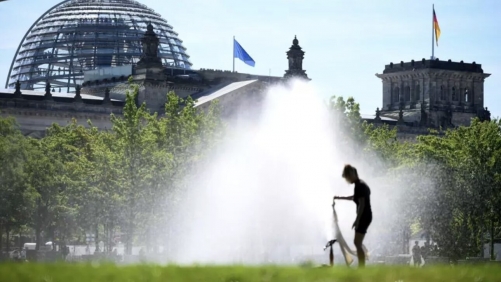 Europe's Deadly Heatwave Shatters German June Record, Forces Event Cancellations