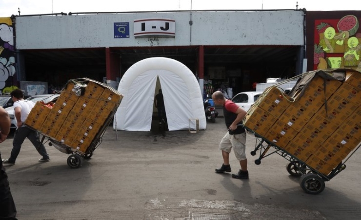 Mexico loses almost 350,000 jobs due to coronavirus Mexico loses almost 350,000 jobs due to coronavirus