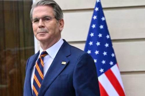 US Treasury chief says Hormuz operation can ease oil shock US Treasury chief says Hormuz operation can ease oil shock