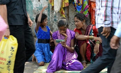 India's mobile internet use increases ninefold