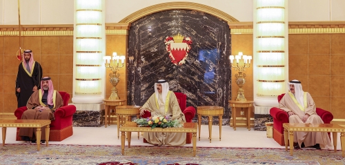 HM King Hamad hails Bahraini society one-family spirits