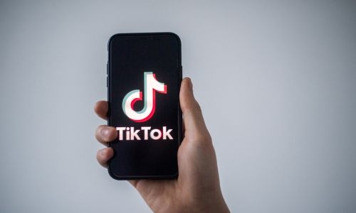 Australia bans TikTok on government devices Australia bans TikTok on government devices
