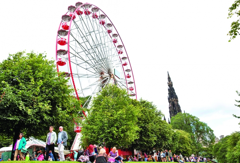 Ferris wheel to add to F1 attractions 