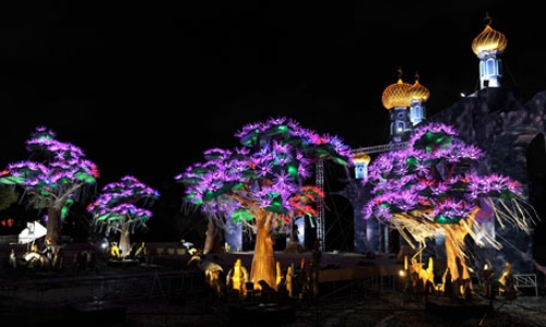 Dubai gets world's largest Dh30m glow-in-the-dark garden Dubai gets world's largest Dh30m glow-in-the-dark garden