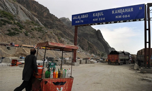 Pakistan reopens border with Afghanistan