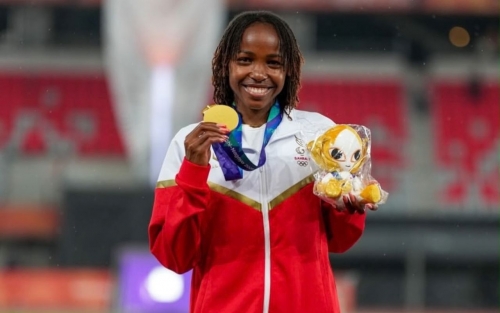 Yavi Completes Golden Hat-Trick Yavi Completes Golden Hat-Trick
