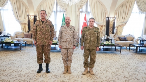 Saudi Arabia, Pakistan and Turkey Deepen Military Ties Amid Houthi Attacks