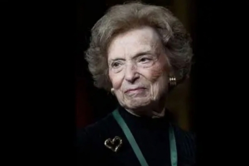 Gap co-founder Doris Fisher dies at 94 Gap co-founder Doris Fisher dies at 94