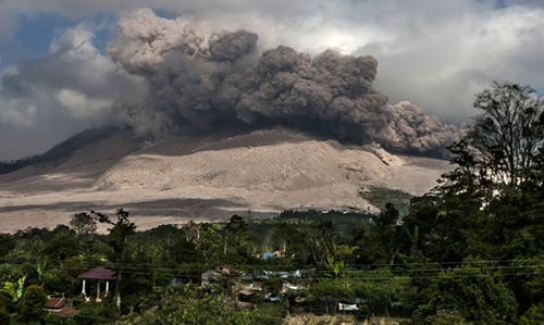 Indonesia volcano eruption kills three