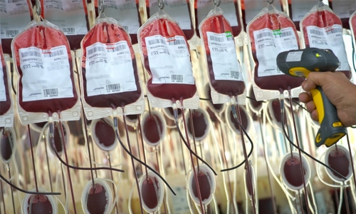 Britain to hold inquiry  into blood scandal