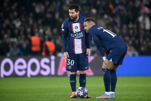 PSG boosts security after protests target Neymar and Messi