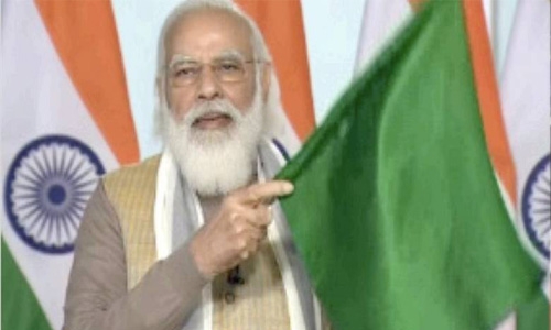 Modi launches India’s first driverless train in Delhi Modi launches India’s first driverless train in Delhi