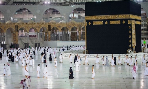 Umrah pilgrims advised to take coronavirus vaccine