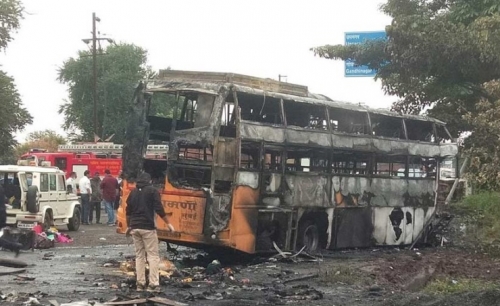 At least 12 dead, over 30 injured in bus fire in India's Nashik city At least 12 dead, over 30 injured in bus fire in India's Nashik city