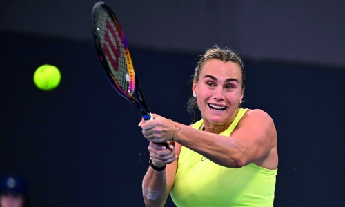 Australian Open title rivals ease through in Brisbane warm-up